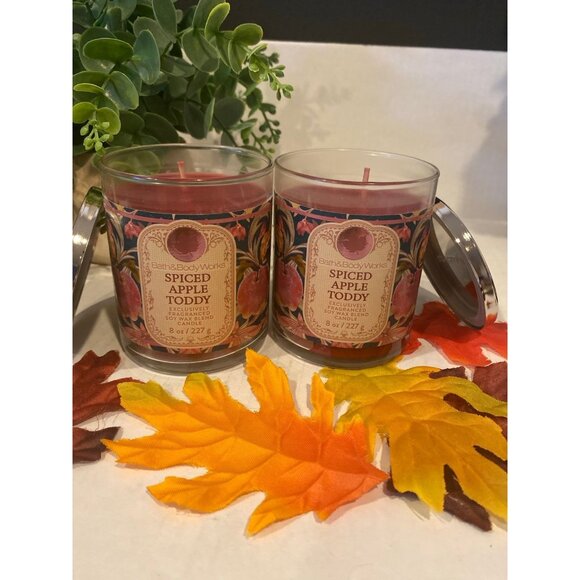 Bath & Body Works "Spiced Apple Toddy” New Signature Single Wick Candles (2) - Picture 1 of 6